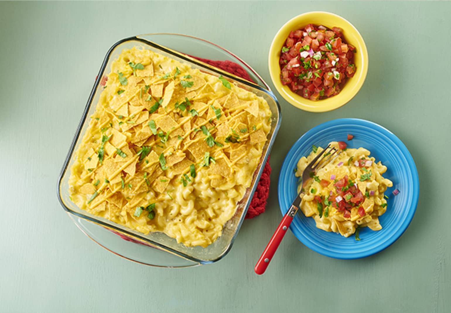 Baked Queso Mac and Cheese